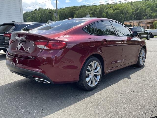 Used Chrysler 200 S 2016 | Blasius Federal Road. Brookfield, Connecticut Used Chrysler 200 S 2016 | Blasius Federal Road. Brookfield, Connecticut