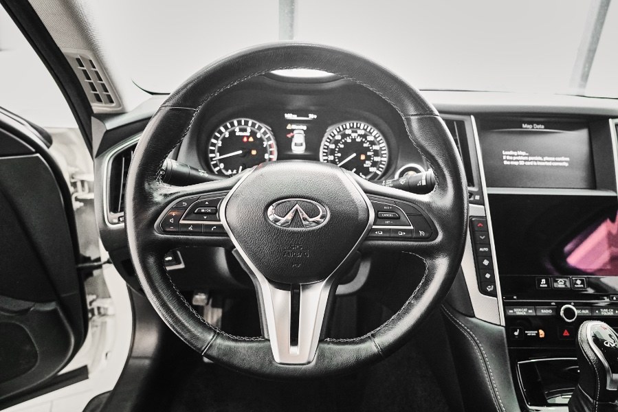 Used INFINITI Q50 3.0t LUXE AWD 2018 | 26 Motors Corp. Bronx, New York Used INFINITI Q50 3.0t LUXE AWD 2018 | 26 Motors Corp. Bronx, New York