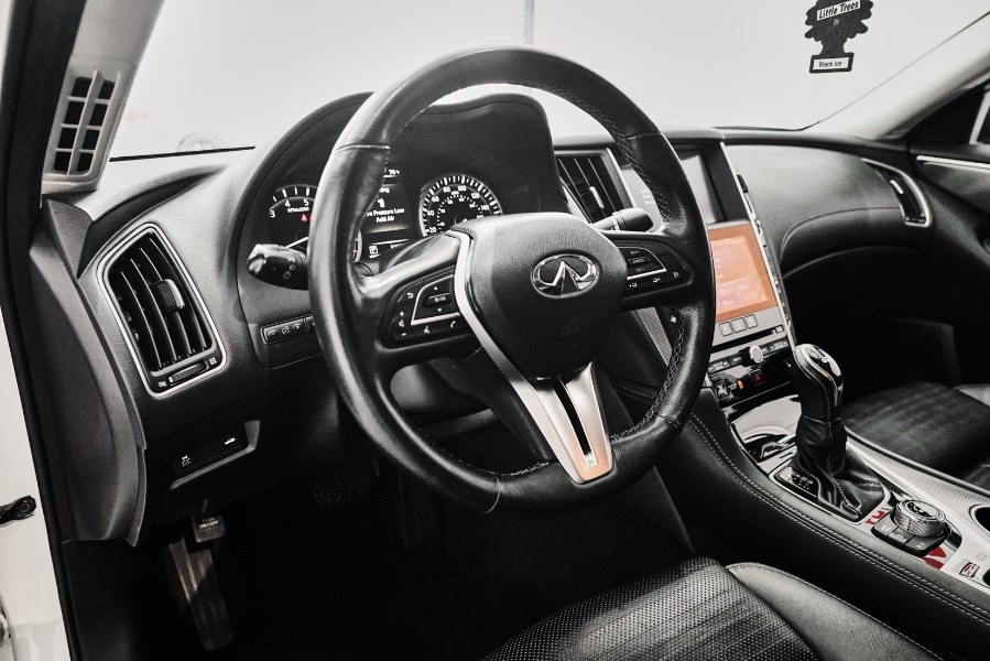 Used INFINITI Q50 3.0t LUXE AWD 2018 | 26 Motors Corp. Bronx, New York Used INFINITI Q50 3.0t LUXE AWD 2018 | 26 Motors Corp. Bronx, New York