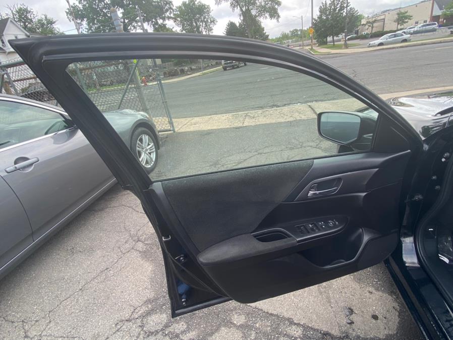 Used Honda Accord Sdn 4dr I4 CVT LX 2013 | VEB Auto Sales. Hartford, Connecticut Used Honda Accord Sdn 4dr I4 CVT LX 2013 | VEB Auto Sales. Hartford, Connecticut