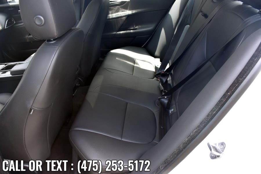 Used Jaguar XE 25t Premium 2017 | Highline Car Connection. Waterbury, Connecticut Used Jaguar XE 25t Premium 2017 | Highline Car Connection. Waterbury, Connecticut