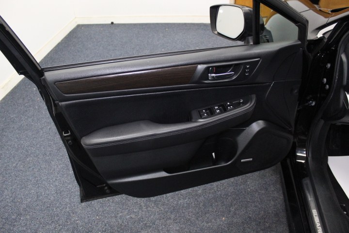 2015 Subaru Legacy 4dr Sdn 2.5i Limited PZEV, available for sale in Plainville, Connecticut | New England Auto Sales LLC. Plainville, Connecticut 2015 Subaru Legacy 4dr Sdn 2.5i Limited PZEV, available for sale in Plainville, Connecticut | New England Auto Sales LLC. Plainville, Connecticut