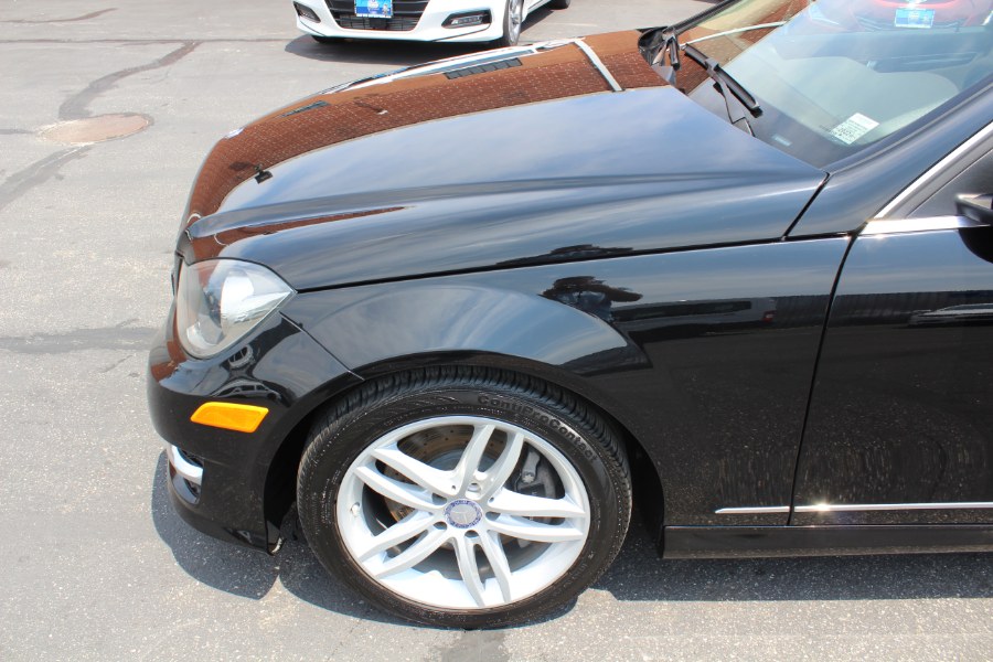 2014 Mercedes-Benz C-Class 4dr Sdn C300 Sport 4MATIC, available for sale in Deer Park, New York | Car Tec Enterprise Leasing & Sales LLC. Deer Park, New York 2014 Mercedes-Benz C-Class 4dr Sdn C300 Sport 4MATIC, available for sale in Deer Park, New York | Car Tec Enterprise Leasing & Sales LLC. Deer Park, New York