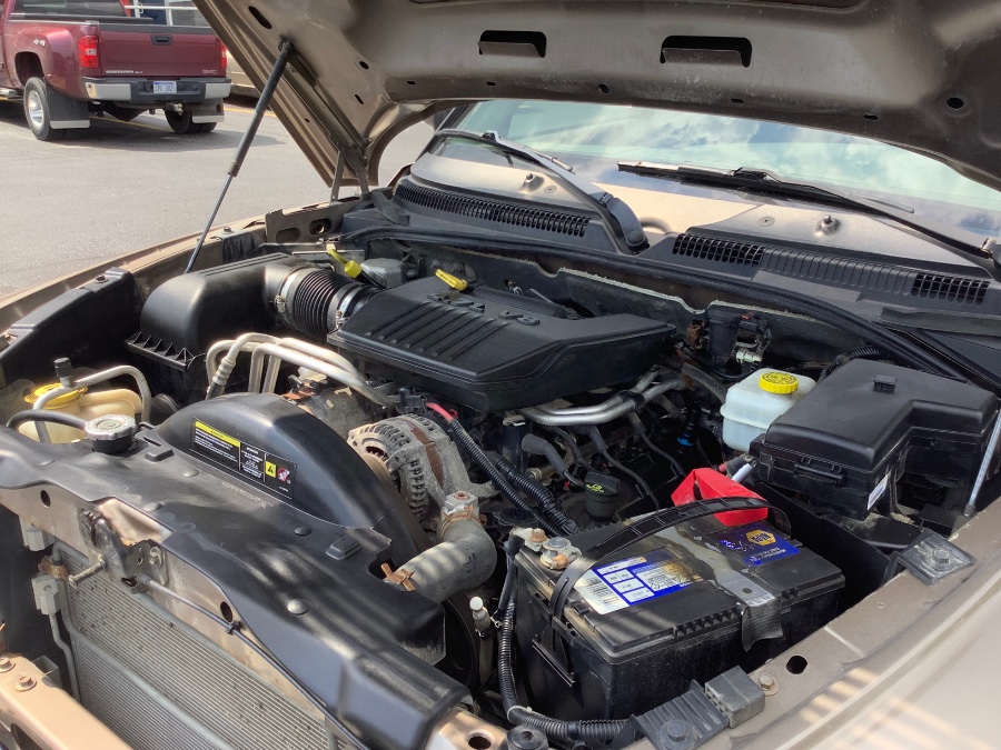 Used Dodge Dakota 4WD Crew Cab SXT 2010 | Marsh Auto Sales LLC. Ortonville, Michigan Used Dodge Dakota 4WD Crew Cab SXT 2010 | Marsh Auto Sales LLC. Ortonville, Michigan