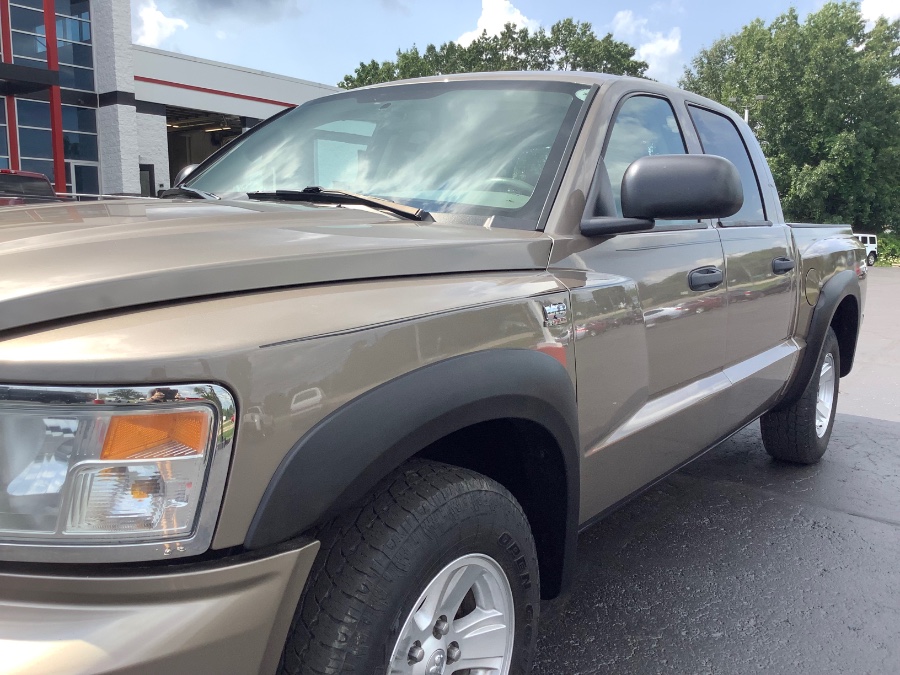 Used Dodge Dakota 4WD Crew Cab SXT 2010 | Marsh Auto Sales LLC. Ortonville, Michigan Used Dodge Dakota 4WD Crew Cab SXT 2010 | Marsh Auto Sales LLC. Ortonville, Michigan