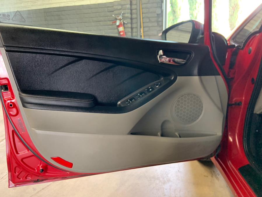 Used Kia Forte 4dr Sdn Auto LX 2014 | U Save Auto Auction. Garden Grove, California Used Kia Forte 4dr Sdn Auto LX 2014 | U Save Auto Auction. Garden Grove, California