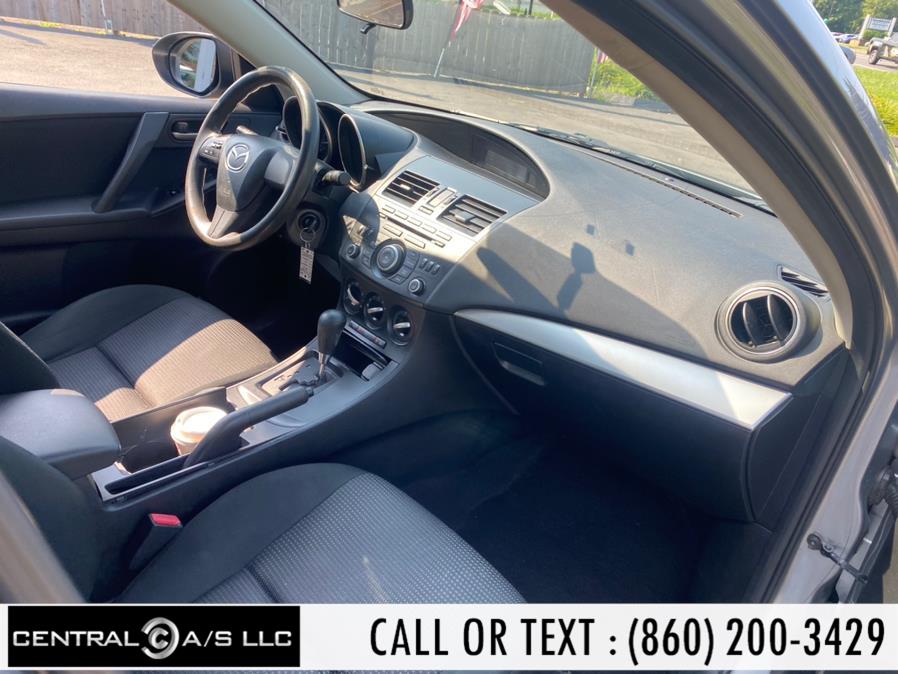 Used Mazda Mazda3 4dr Sdn Auto i SV 2013 | Central A/S LLC. East Windsor, Connecticut Used Mazda Mazda3 4dr Sdn Auto i SV 2013 | Central A/S LLC. East Windsor, Connecticut