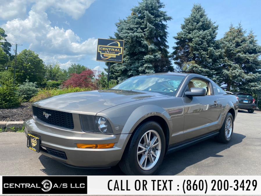 2005 Ford Mustang 2dr Cpe Deluxe, available for sale in East Windsor, Connecticut | Central A/S LLC. East Windsor, Connecticut