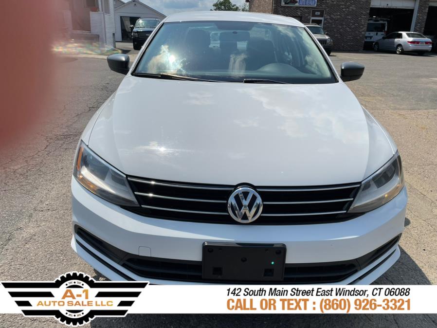 2015 Volkswagen Jetta Sedan 4dr Auto 1.8T SE PZEV, available for sale in East Windsor, Connecticut | A1 Auto Sale LLC. East Windsor, Connecticut 2015 Volkswagen Jetta Sedan 4dr Auto 1.8T SE PZEV, available for sale in East Windsor, Connecticut | A1 Auto Sale LLC. East Windsor, Connecticut