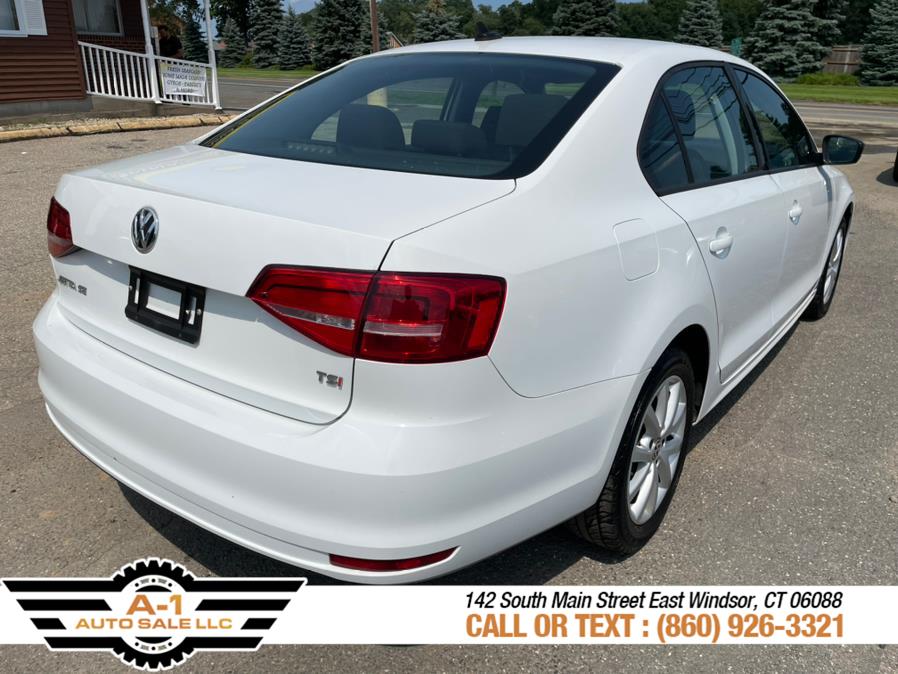 2015 Volkswagen Jetta Sedan 4dr Auto 1.8T SE PZEV, available for sale in East Windsor, Connecticut | A1 Auto Sale LLC. East Windsor, Connecticut 2015 Volkswagen Jetta Sedan 4dr Auto 1.8T SE PZEV, available for sale in East Windsor, Connecticut | A1 Auto Sale LLC. East Windsor, Connecticut
