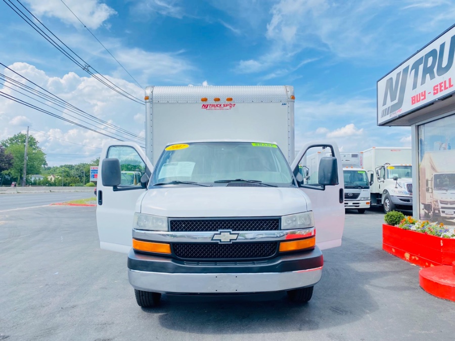 2007 Chevrolet Express Commercial Cutaway 3500 16 FEET DRY BOX + NO CDL, available for sale in South Amboy, New Jersey | NJ Truck Spot. South Amboy, New Jersey 2007 Chevrolet Express Commercial Cutaway 3500 16 FEET DRY BOX + NO CDL, available for sale in South Amboy, New Jersey | NJ Truck Spot. South Amboy, New Jersey