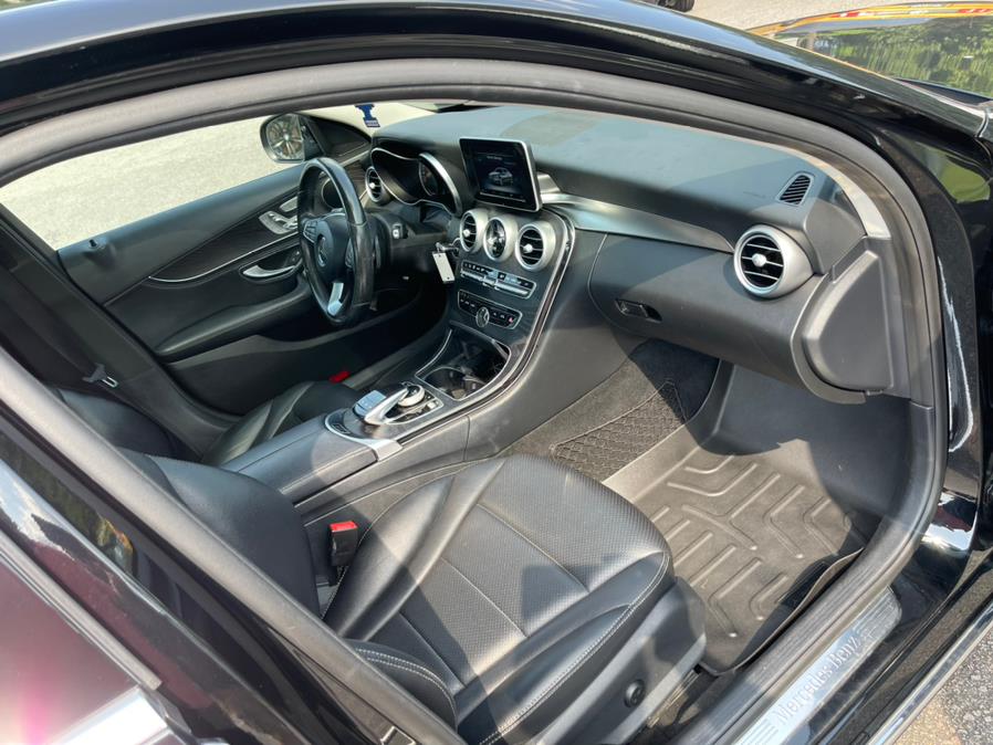 Used Mercedes-Benz C-Class 4dr Sdn C300 Luxury 4MATIC 2016 | Mike And Tony Auto Sales, Inc. South Windsor, Connecticut Used Mercedes-Benz C-Class 4dr Sdn C300 Luxury 4MATIC 2016 | Mike And Tony Auto Sales, Inc. South Windsor, Connecticut