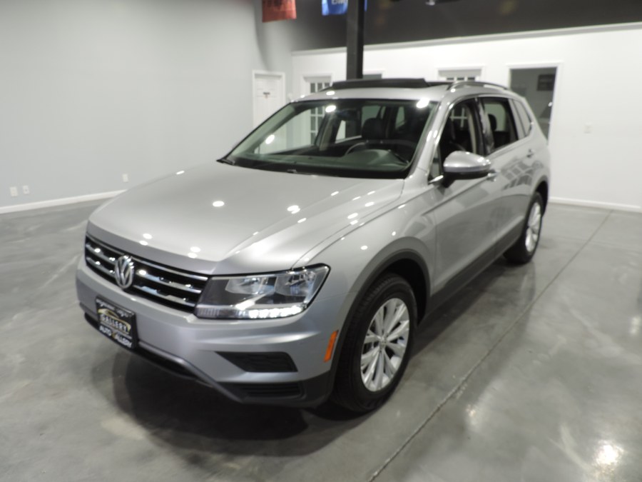 Used Volkswagen Tiguan 2.0T SEL 4MOTION 2019 | Auto Gallery. Lodi, New Jersey Used Volkswagen Tiguan 2.0T SEL 4MOTION 2019 | Auto Gallery. Lodi, New Jersey