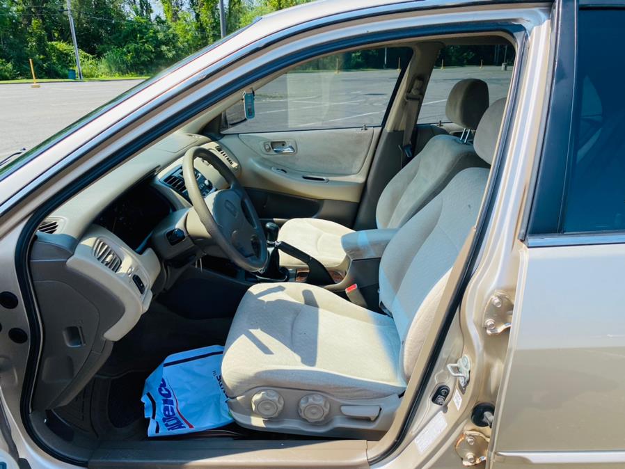 Used Honda Accord Sdn LX Manual ULEV w/Side Airbags 2001 | Supreme Automotive. New Britain, Connecticut Used Honda Accord Sdn LX Manual ULEV w/Side Airbags 2001 | Supreme Automotive. New Britain, Connecticut