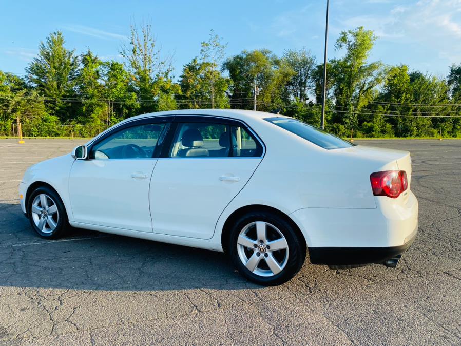 2008 Volkswagen Jetta Sedan 4dr Auto SE PZEV, available for sale in New Britain, Connecticut | Supreme Automotive. New Britain, Connecticut 2008 Volkswagen Jetta Sedan 4dr Auto SE PZEV, available for sale in New Britain, Connecticut | Supreme Automotive. New Britain, Connecticut