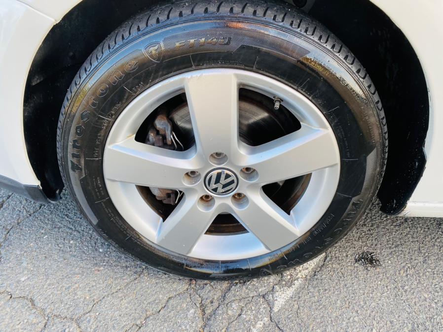 2008 Volkswagen Jetta Sedan 4dr Auto SE PZEV, available for sale in New Britain, Connecticut | Supreme Automotive. New Britain, Connecticut 2008 Volkswagen Jetta Sedan 4dr Auto SE PZEV, available for sale in New Britain, Connecticut | Supreme Automotive. New Britain, Connecticut
