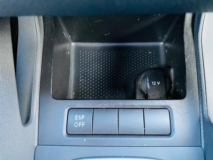 2008 Volkswagen Jetta Sedan 4dr Auto SE PZEV, available for sale in New Britain, Connecticut | Supreme Automotive. New Britain, Connecticut 2008 Volkswagen Jetta Sedan 4dr Auto SE PZEV, available for sale in New Britain, Connecticut | Supreme Automotive. New Britain, Connecticut