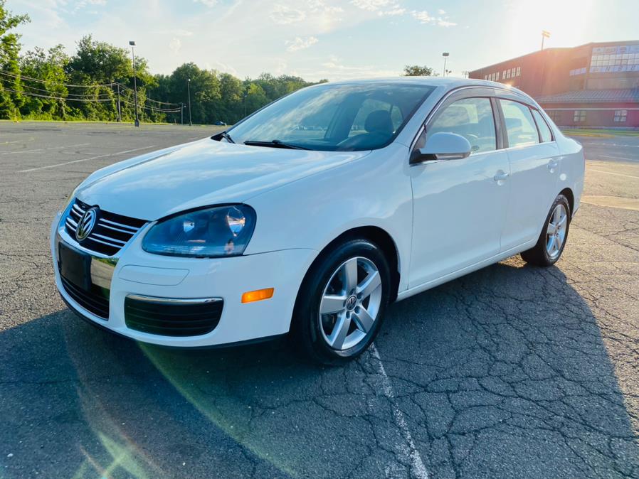 2008 Volkswagen Jetta Sedan 4dr Auto SE PZEV, available for sale in New Britain, Connecticut | Supreme Automotive. New Britain, Connecticut 2008 Volkswagen Jetta Sedan 4dr Auto SE PZEV, available for sale in New Britain, Connecticut | Supreme Automotive. New Britain, Connecticut