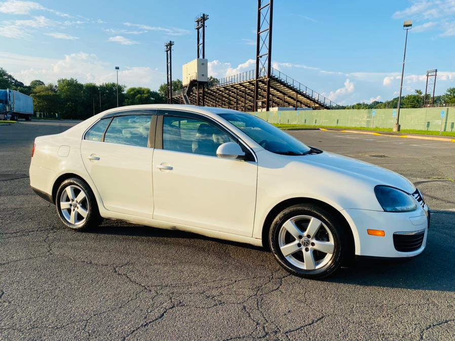 2008 Volkswagen Jetta Sedan 4dr Auto SE PZEV, available for sale in New Britain, Connecticut | Supreme Automotive. New Britain, Connecticut 2008 Volkswagen Jetta Sedan 4dr Auto SE PZEV, available for sale in New Britain, Connecticut | Supreme Automotive. New Britain, Connecticut