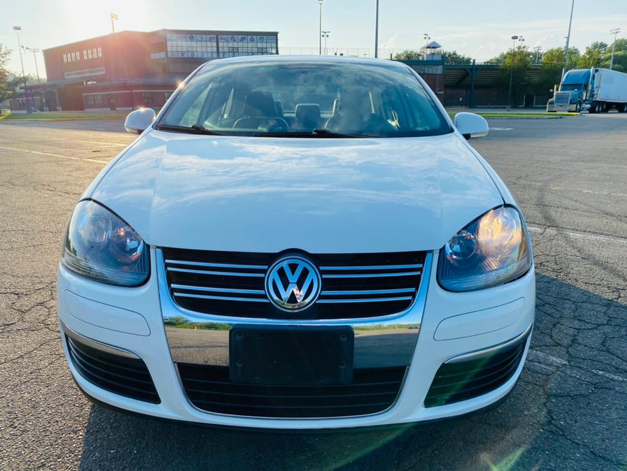 2008 Volkswagen Jetta Sedan 4dr Auto SE PZEV, available for sale in New Britain, Connecticut | Supreme Automotive. New Britain, Connecticut 2008 Volkswagen Jetta Sedan 4dr Auto SE PZEV, available for sale in New Britain, Connecticut | Supreme Automotive. New Britain, Connecticut