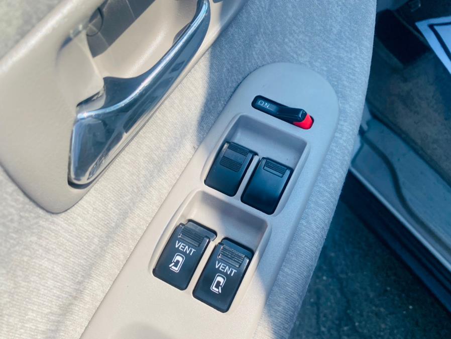 2001 Honda Odyssey 5dr 7-Passenger EX, available for sale in New Britain, Connecticut | Supreme Automotive. New Britain, Connecticut 2001 Honda Odyssey 5dr 7-Passenger EX, available for sale in New Britain, Connecticut | Supreme Automotive. New Britain, Connecticut