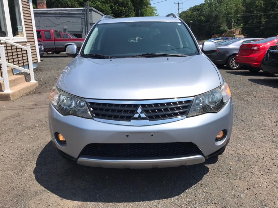 Used Mitsubishi Outlander 4WD 4dr XLS 2009 | Main Auto of Berlin. Berlin, Connecticut Used Mitsubishi Outlander 4WD 4dr XLS 2009 | Main Auto of Berlin. Berlin, Connecticut