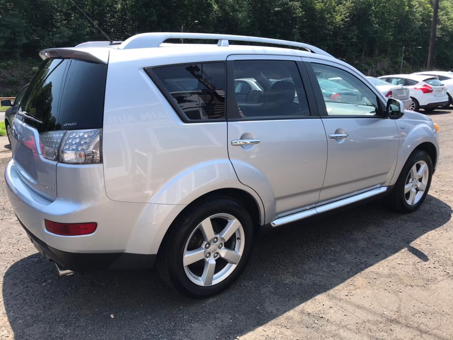 Used Mitsubishi Outlander 4WD 4dr XLS 2009 | Main Auto of Berlin. Berlin, Connecticut Used Mitsubishi Outlander 4WD 4dr XLS 2009 | Main Auto of Berlin. Berlin, Connecticut