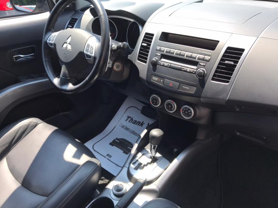 Used Mitsubishi Outlander 4WD 4dr XLS 2009 | Main Auto of Berlin. Berlin, Connecticut Used Mitsubishi Outlander 4WD 4dr XLS 2009 | Main Auto of Berlin. Berlin, Connecticut