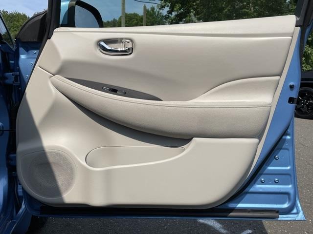Used Nissan Leaf SL 2012 | Blasius Federal Road. Brookfield, Connecticut Used Nissan Leaf SL 2012 | Blasius Federal Road. Brookfield, Connecticut