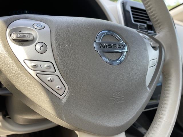 Used Nissan Leaf SL 2012 | Blasius Federal Road. Brookfield, Connecticut Used Nissan Leaf SL 2012 | Blasius Federal Road. Brookfield, Connecticut