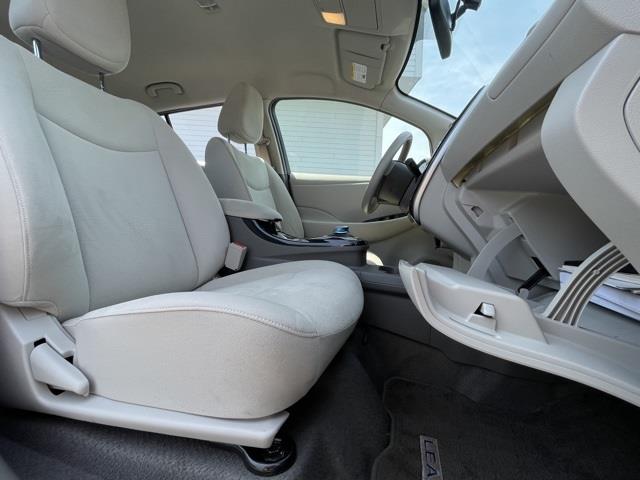 Used Nissan Leaf SL 2012 | Blasius Federal Road. Brookfield, Connecticut Used Nissan Leaf SL 2012 | Blasius Federal Road. Brookfield, Connecticut
