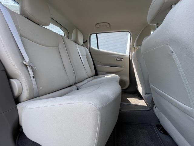 Used Nissan Leaf SL 2012 | Blasius Federal Road. Brookfield, Connecticut Used Nissan Leaf SL 2012 | Blasius Federal Road. Brookfield, Connecticut