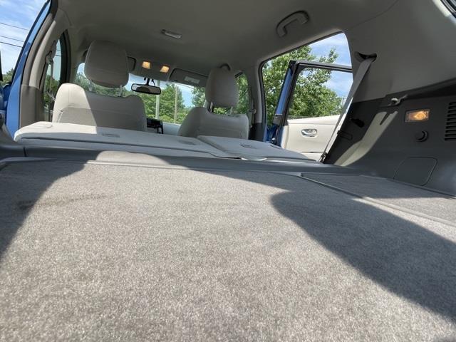 Used Nissan Leaf SL 2012 | Blasius Federal Road. Brookfield, Connecticut Used Nissan Leaf SL 2012 | Blasius Federal Road. Brookfield, Connecticut