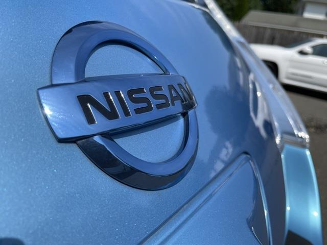 Used Nissan Leaf SL 2012 | Blasius Federal Road. Brookfield, Connecticut Used Nissan Leaf SL 2012 | Blasius Federal Road. Brookfield, Connecticut