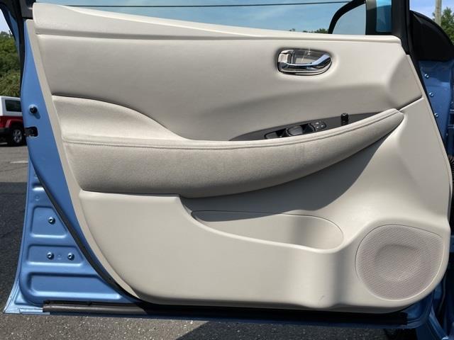 Used Nissan Leaf SL 2012 | Blasius Federal Road. Brookfield, Connecticut Used Nissan Leaf SL 2012 | Blasius Federal Road. Brookfield, Connecticut