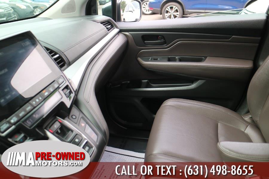 2019 Honda Odyssey ex-L EX-L w/Navi/RES Auto, available for sale in Huntington Station, New York | M & A Motors. Huntington Station, New York 2019 Honda Odyssey ex-L EX-L w/Navi/RES Auto, available for sale in Huntington Station, New York | M & A Motors. Huntington Station, New York