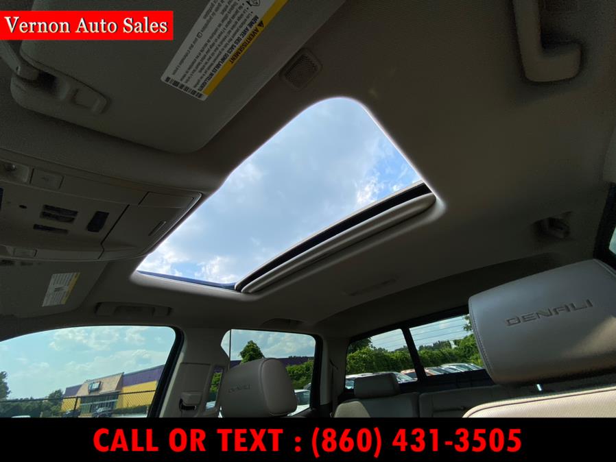 2016 GMC Sierra 1500 4WD Crew Cab 143.5" Denali, available for sale in Manchester, Connecticut | Vernon Auto Sale & Service. Manchester, Connecticut 2016 GMC Sierra 1500 4WD Crew Cab 143.5" Denali, available for sale in Manchester, Connecticut | Vernon Auto Sale & Service. Manchester, Connecticut