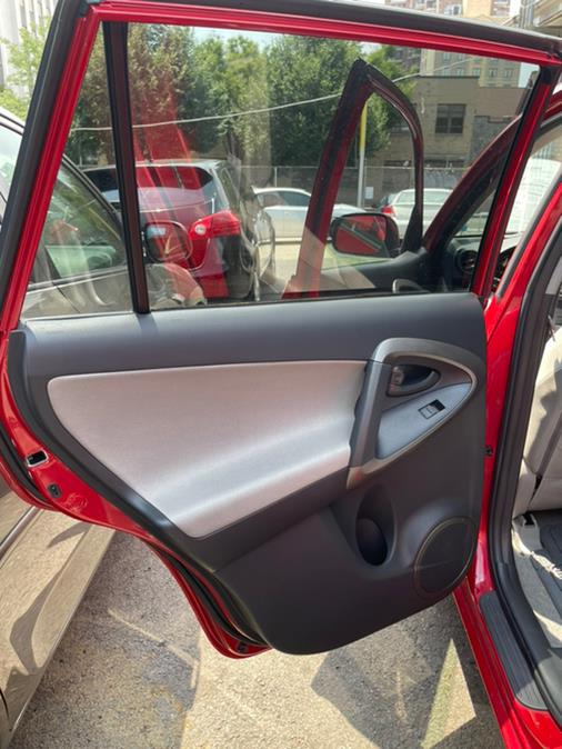 2009 Toyota RAV4 4WD 4dr 4-cyl 4-Spd AT, available for sale in Jamaica, New York | Hillside Auto Center. Jamaica, New York 2009 Toyota RAV4 4WD 4dr 4-cyl 4-Spd AT, available for sale in Jamaica, New York | Hillside Auto Center. Jamaica, New York