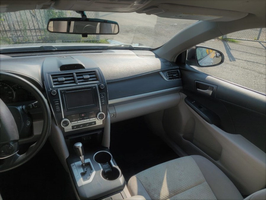 2014 Toyota Camry 4dr Sdn I4 Auto LE *Ltd Avail*, available for sale in Temple Hills, Maryland | Temple Hills Used Car. Temple Hills, Maryland 2014 Toyota Camry 4dr Sdn I4 Auto LE *Ltd Avail*, available for sale in Temple Hills, Maryland | Temple Hills Used Car. Temple Hills, Maryland
