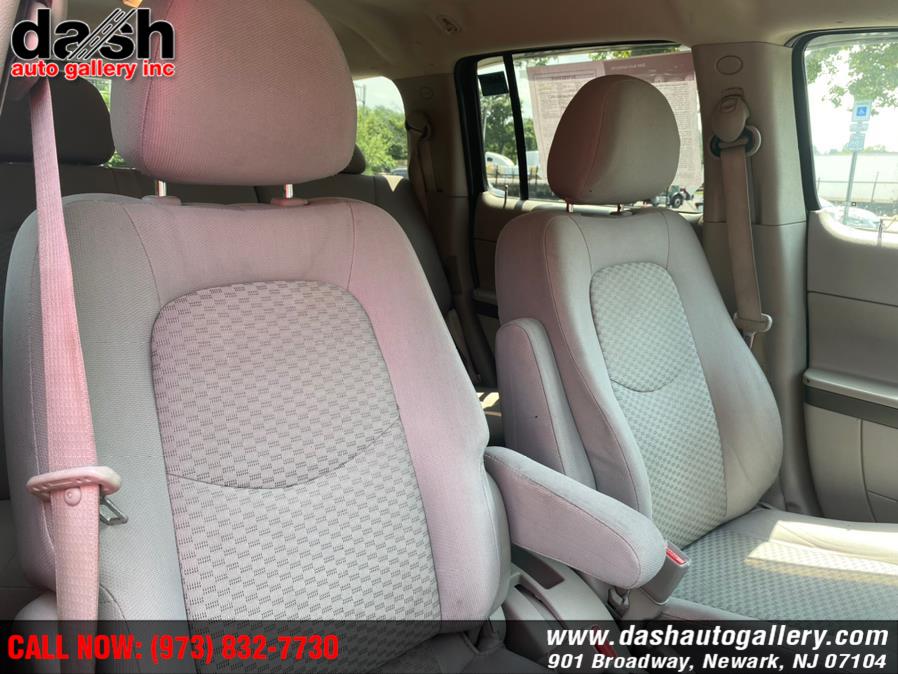 Used Chevrolet HHR FWD 4dr LS 2009 | Dash Auto Gallery Inc.. Newark, New Jersey Used Chevrolet HHR FWD 4dr LS 2009 | Dash Auto Gallery Inc.. Newark, New Jersey