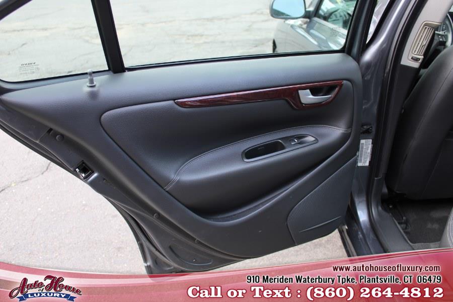 2006 Volvo S60 2.5L Turbo AWD Auto w/Sunroof, available for sale in Plantsville, Connecticut | Auto House of Luxury. Plantsville, Connecticut 2006 Volvo S60 2.5L Turbo AWD Auto w/Sunroof, available for sale in Plantsville, Connecticut | Auto House of Luxury. Plantsville, Connecticut