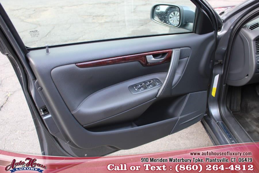 2006 Volvo S60 2.5L Turbo AWD Auto w/Sunroof, available for sale in Plantsville, Connecticut | Auto House of Luxury. Plantsville, Connecticut 2006 Volvo S60 2.5L Turbo AWD Auto w/Sunroof, available for sale in Plantsville, Connecticut | Auto House of Luxury. Plantsville, Connecticut