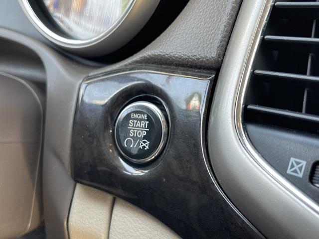 Used Jeep Grand Cherokee Laredo 2012 | Hillside Auto Outlet. Jamaica, New York Used Jeep Grand Cherokee Laredo 2012 | Hillside Auto Outlet. Jamaica, New York