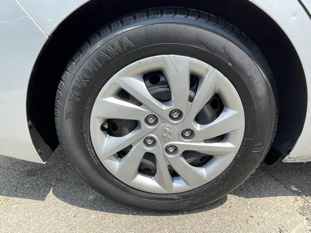 Used Hyundai Elantra SE 2017 | Hillside Auto Outlet. Jamaica, New York Used Hyundai Elantra SE 2017 | Hillside Auto Outlet. Jamaica, New York