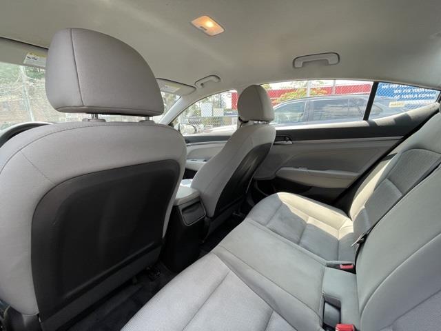 Used Hyundai Elantra SE 2017 | Hillside Auto Outlet. Jamaica, New York Used Hyundai Elantra SE 2017 | Hillside Auto Outlet. Jamaica, New York