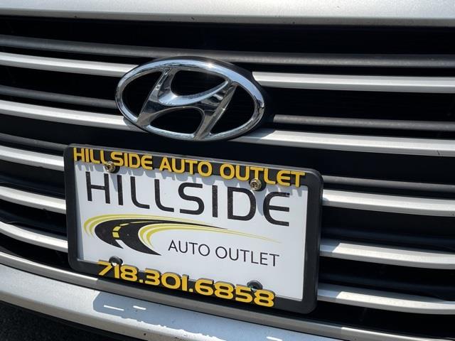 Used Hyundai Elantra SE 2017 | Hillside Auto Outlet. Jamaica, New York Used Hyundai Elantra SE 2017 | Hillside Auto Outlet. Jamaica, New York