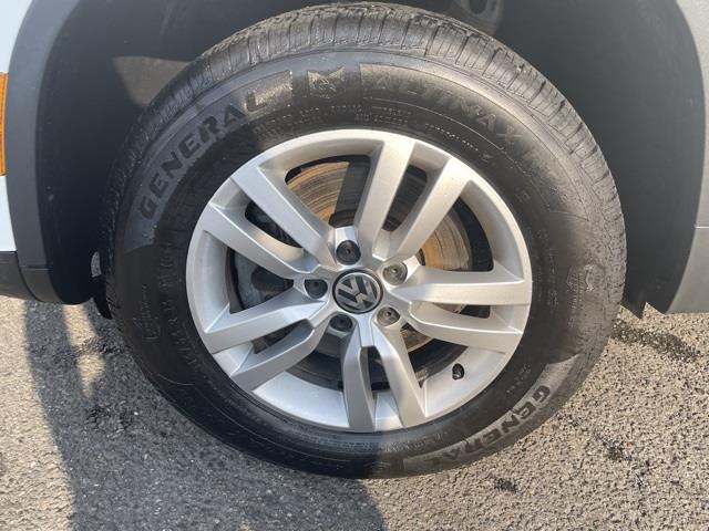 Used Volkswagen Tiguan 2.0T S 2017 | Hillside Auto Outlet. Jamaica, New York Used Volkswagen Tiguan 2.0T S 2017 | Hillside Auto Outlet. Jamaica, New York