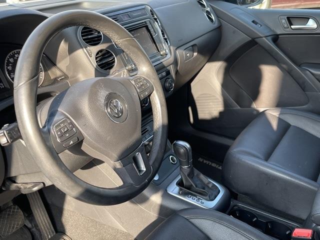 Used Volkswagen Tiguan 2.0T S 2017 | Hillside Auto Outlet. Jamaica, New York Used Volkswagen Tiguan 2.0T S 2017 | Hillside Auto Outlet. Jamaica, New York