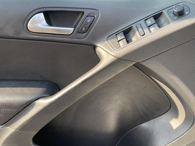 Used Volkswagen Tiguan 2.0T S 2017 | Hillside Auto Outlet. Jamaica, New York Used Volkswagen Tiguan 2.0T S 2017 | Hillside Auto Outlet. Jamaica, New York