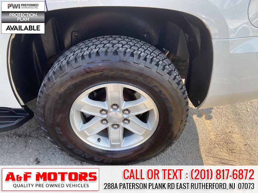 Used GMC Yukon 4WD 4dr 1500 SLT 2013 | A&F Motors LLC. East Rutherford, New Jersey Used GMC Yukon 4WD 4dr 1500 SLT 2013 | A&F Motors LLC. East Rutherford, New Jersey